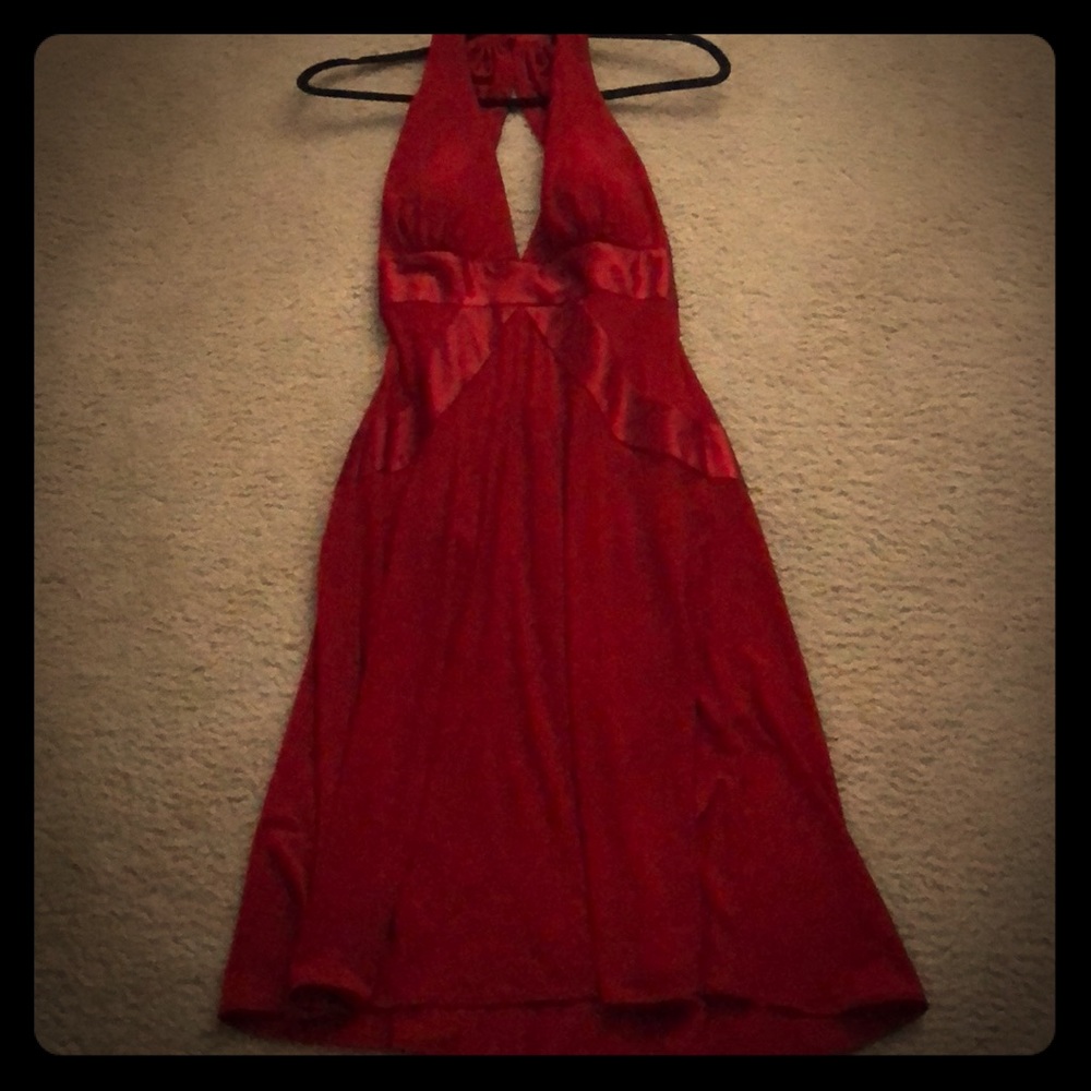 Sexy open back red dress!